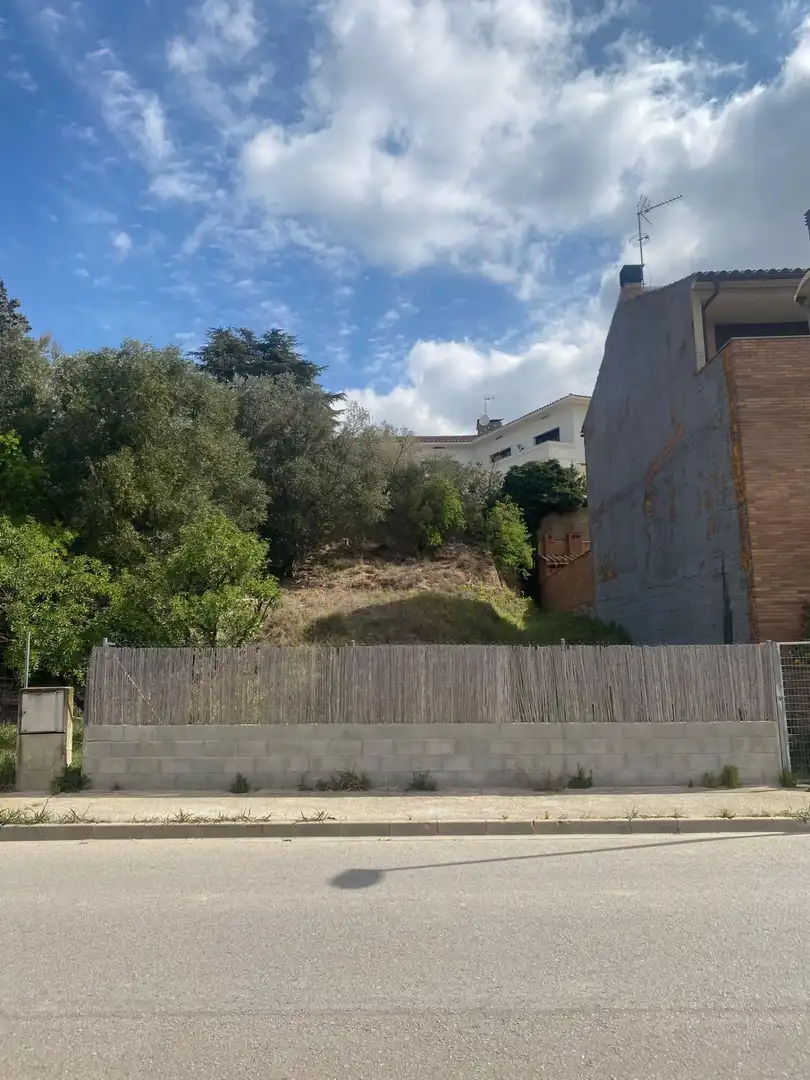 Terreno residencial en venta en Carrer de Frederic Alfonso, imagen 2