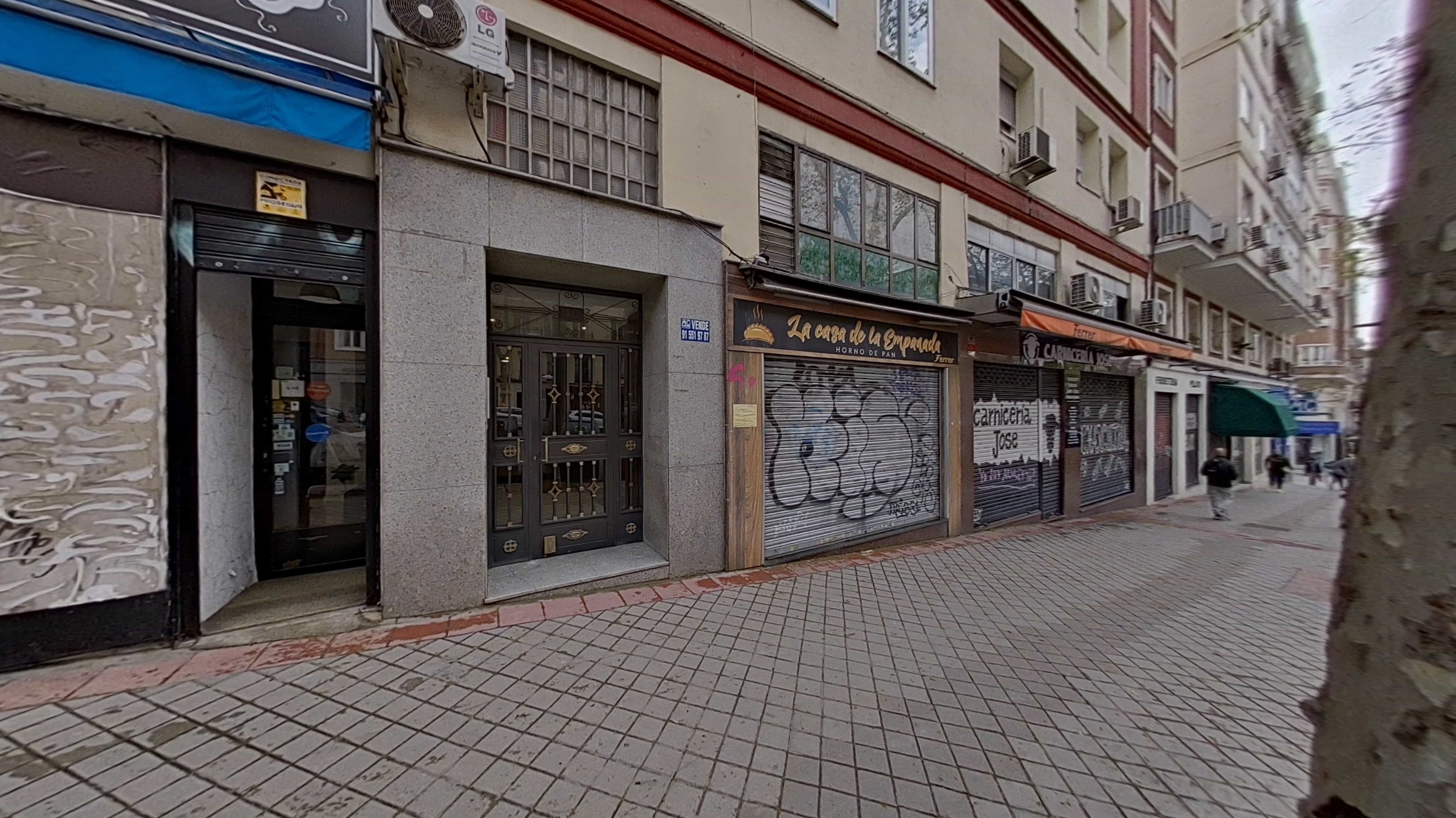 Exterior view of Flat for sale in  Madrid Capital  with Heating