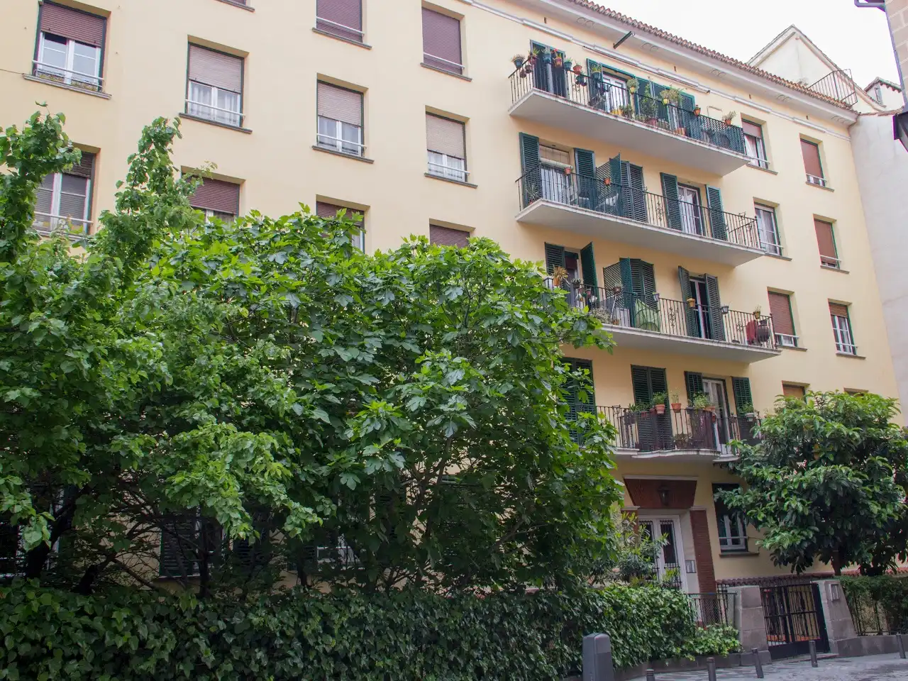 Exterior view of Flat for rent in Madrid  with Air Conditioner, Heating and Private garden