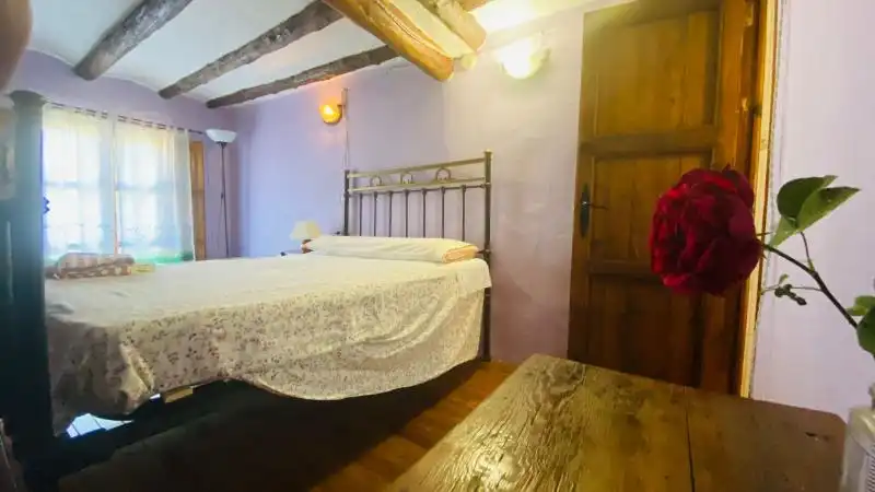 Habitación de Finca rústica en venta en Villarluengo con Calefacción, Jardín privado y Terraza
