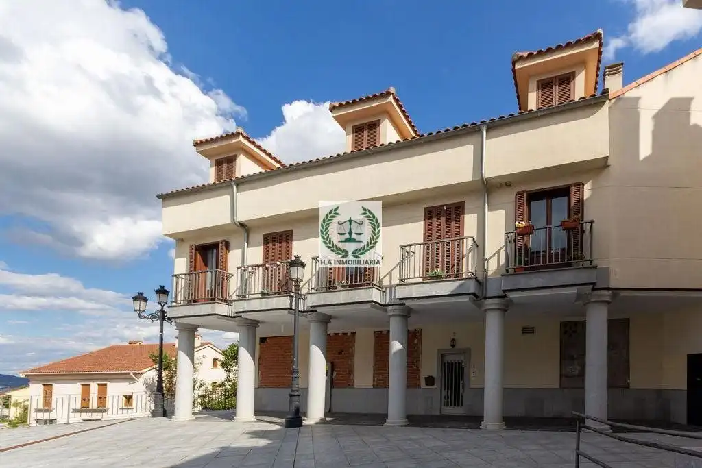 Local comercial en venda a Venturada Pueblo, imagen 3