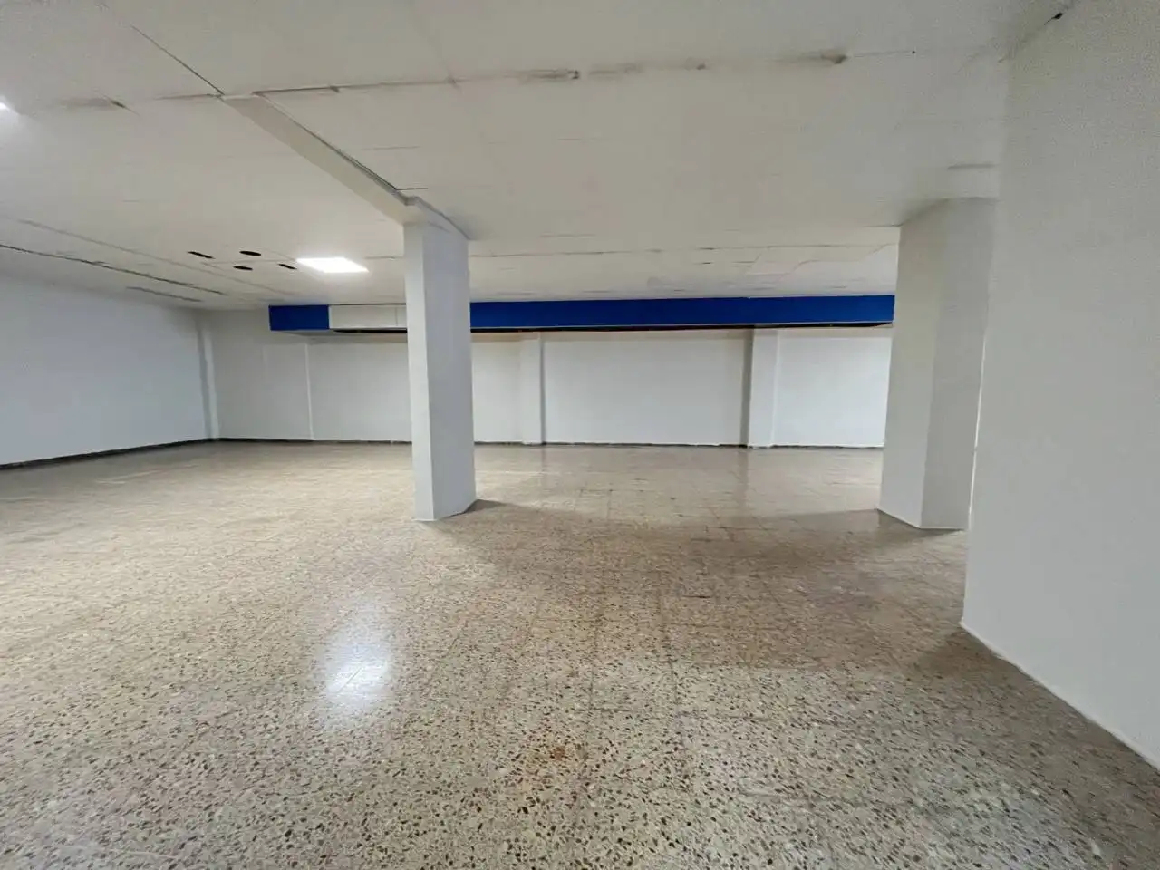 Geschaftsraum zur Miete in Calle Riera Blanca, 52, La Torrassa