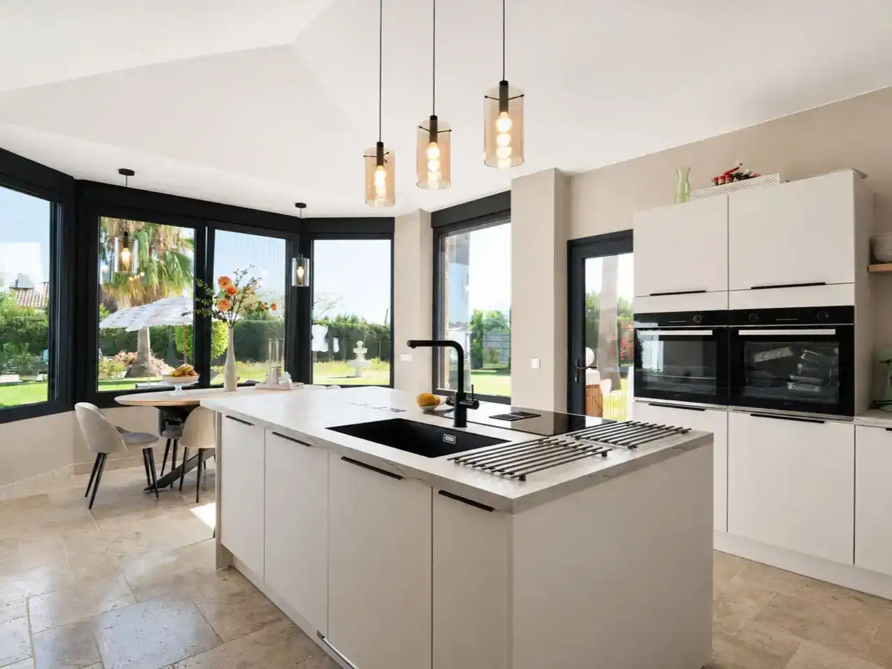Cocina de Piso en venta en Aljaraque con Aire acondicionado, Jardín privado y Trastero