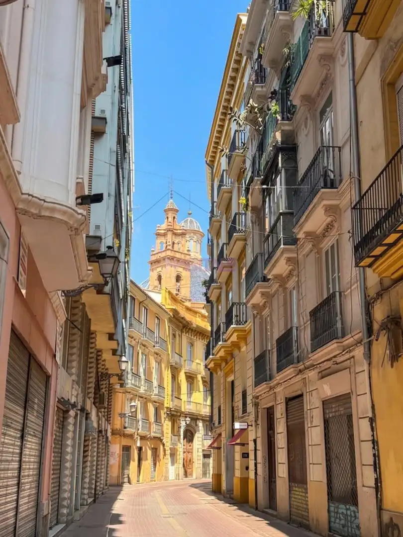 Vista exterior de Piso en venta en Valencia