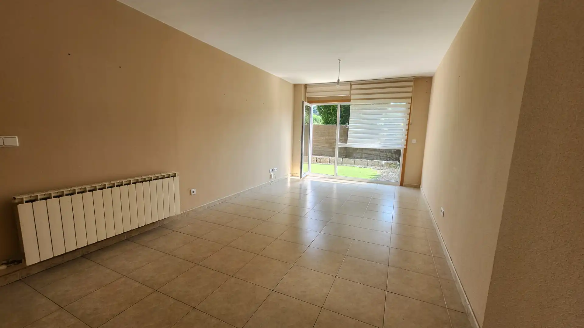 Sala de estar de Piso en venta en Miño con Calefacción, Jardín privado y Trastero