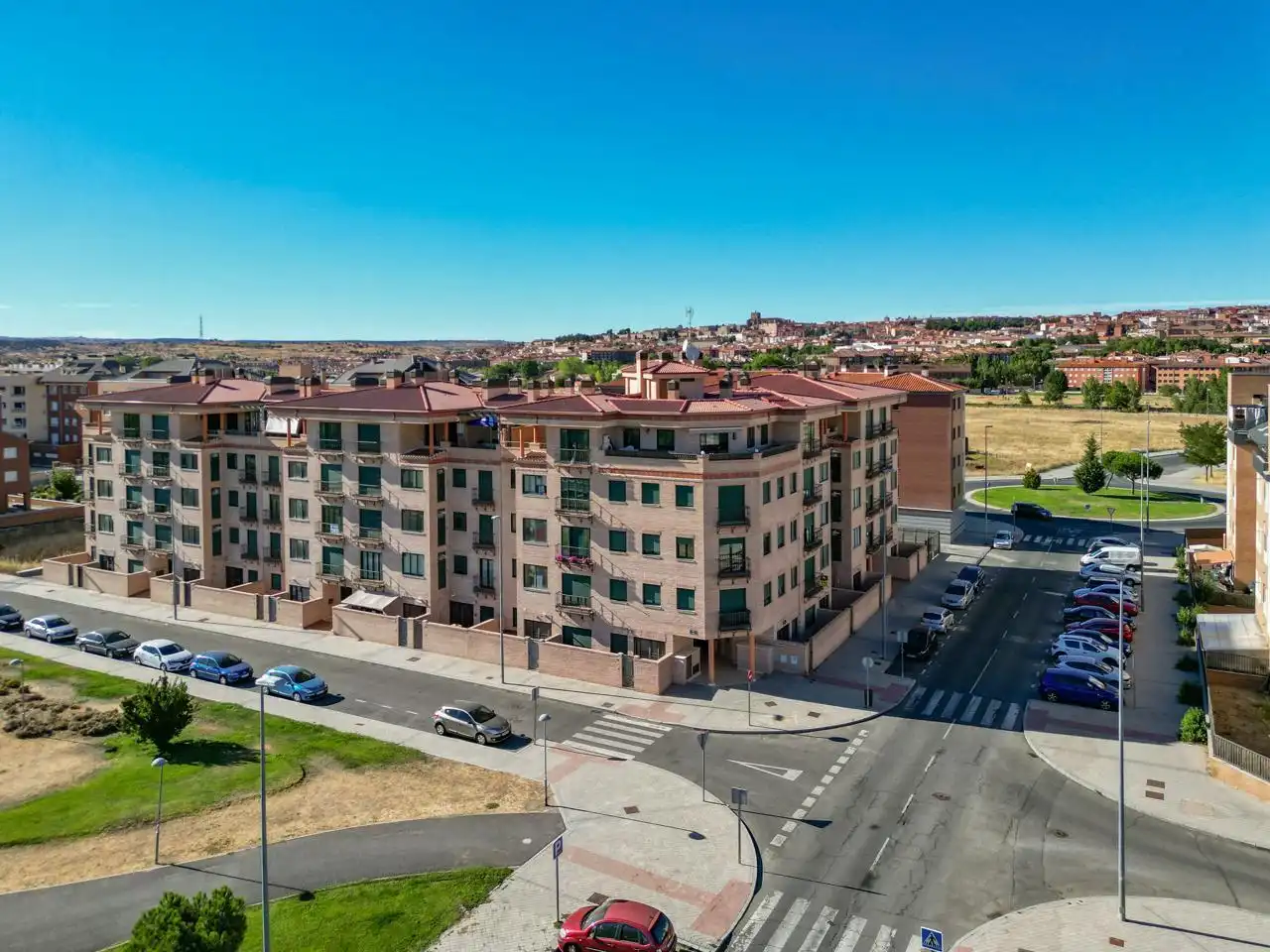 Vista exterior de Piso en venta en Sónsoles