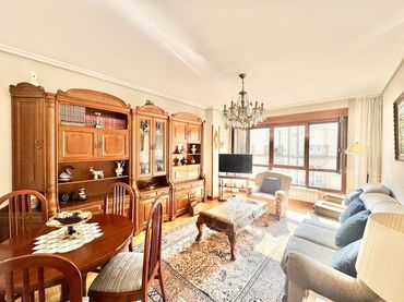 Piso con ascensor en venta en San Antonio Kalea