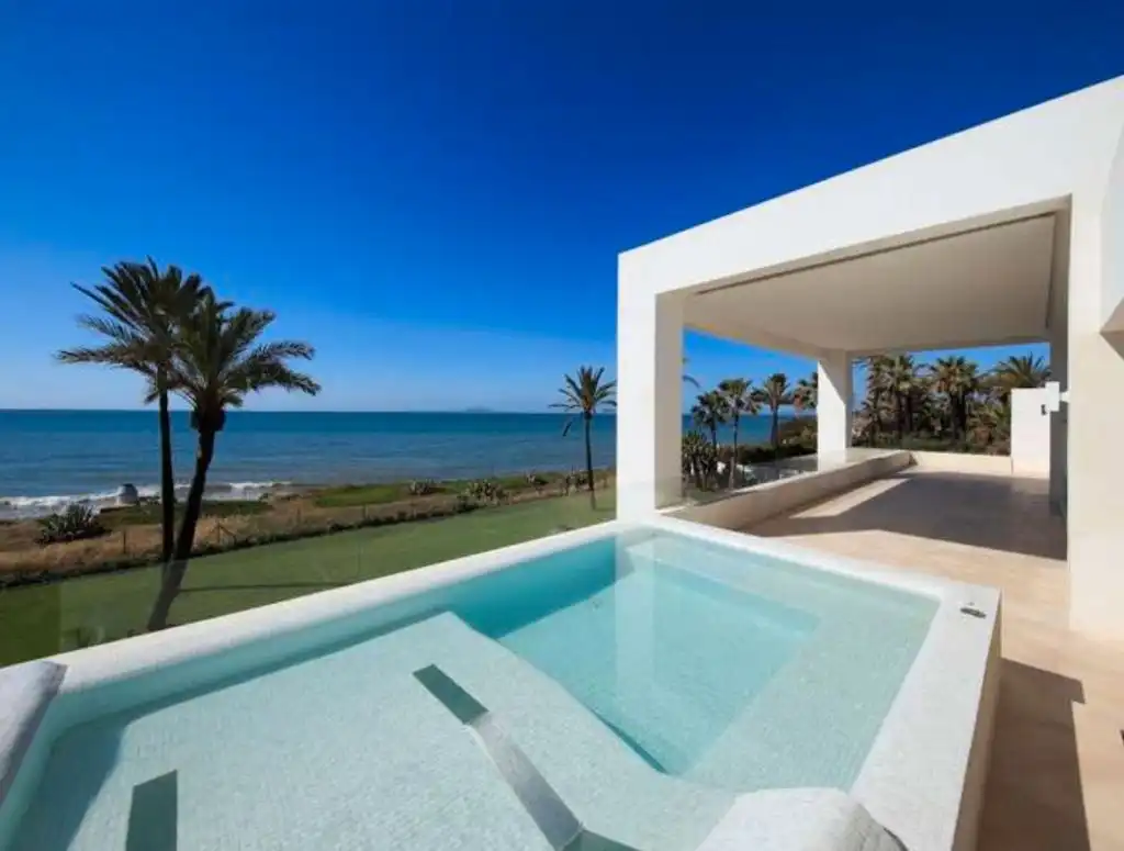 Villa mit Terrasse zum Verkauf in Estepona Pueblo, imagen 7