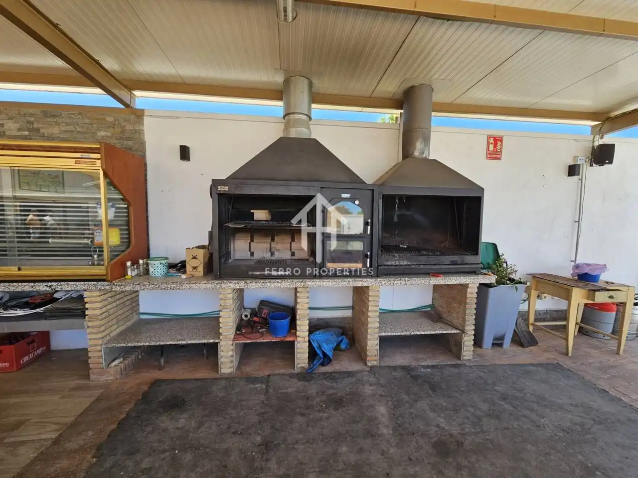 Local en venta en Chimeneas con Aire acondicionado