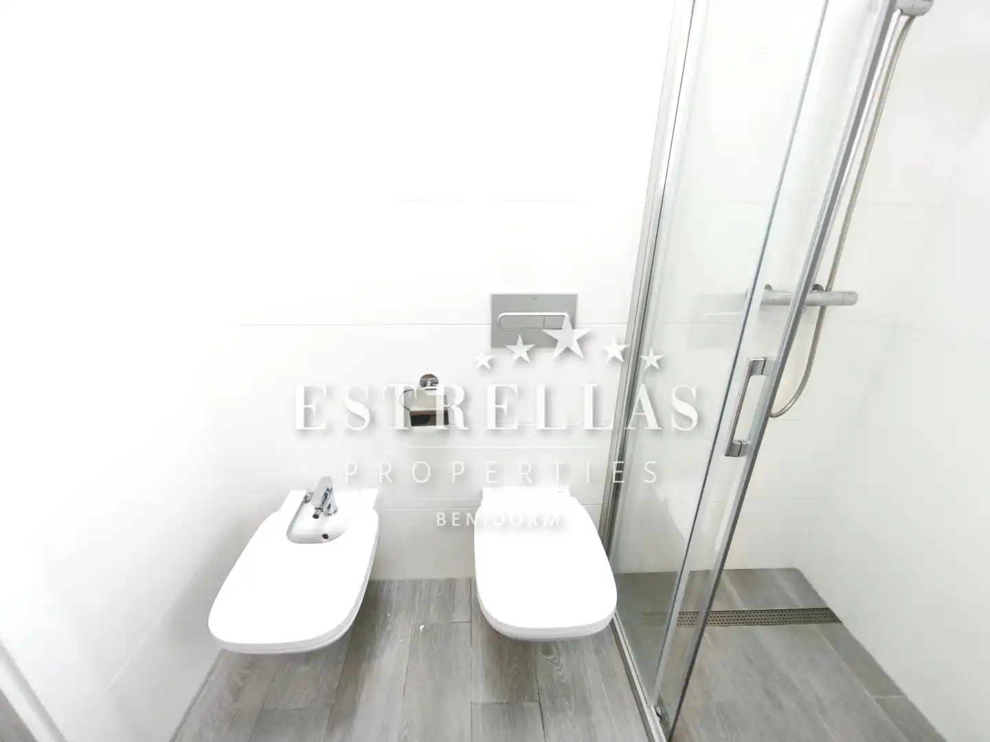 Bathroom of Houses for sale in El Campello  with Air Conditioner, Heating and Private garden
