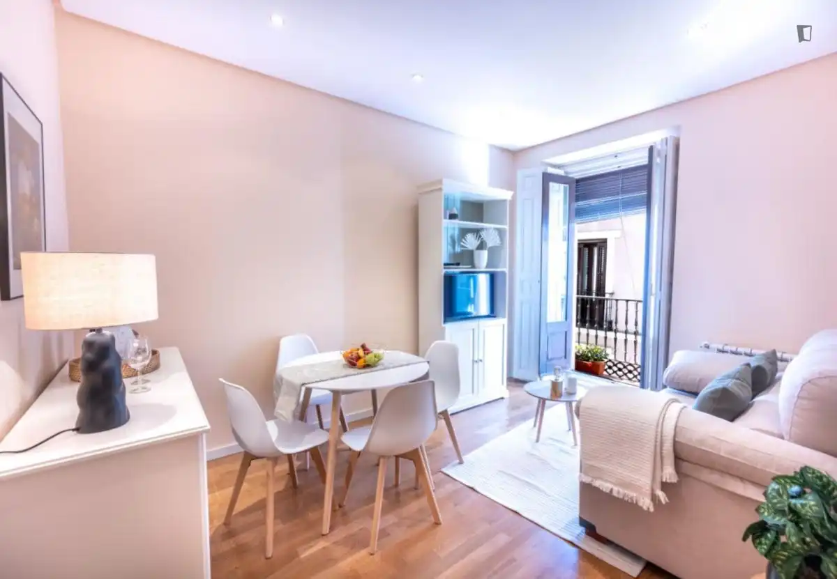 Apartament de lloguer a Universidad - Malasaña