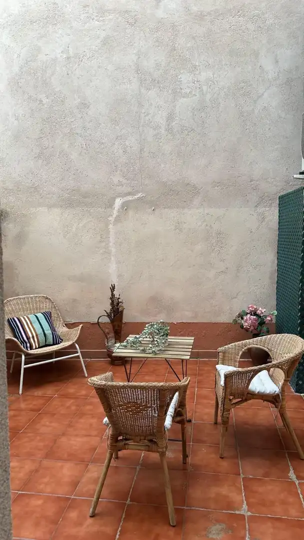 Terraza de Piso de alquiler en Miraflores de la Sierra con Calefacción y Amueblado