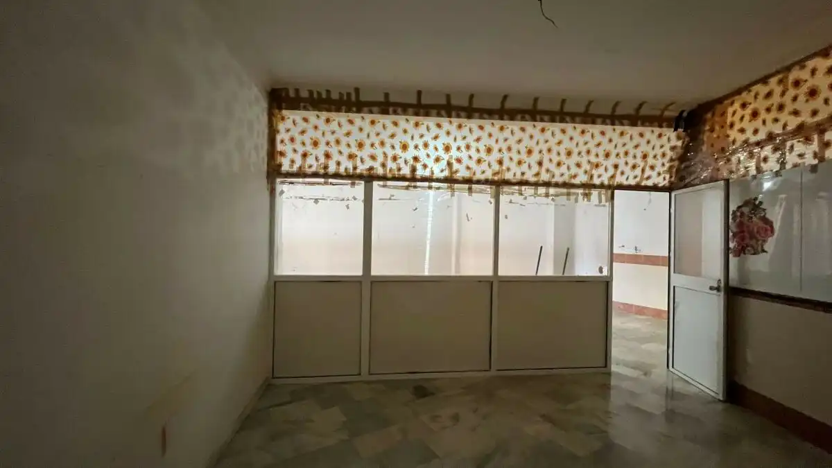 Flat for sale in PORTUGAL, 4, Lora del Río