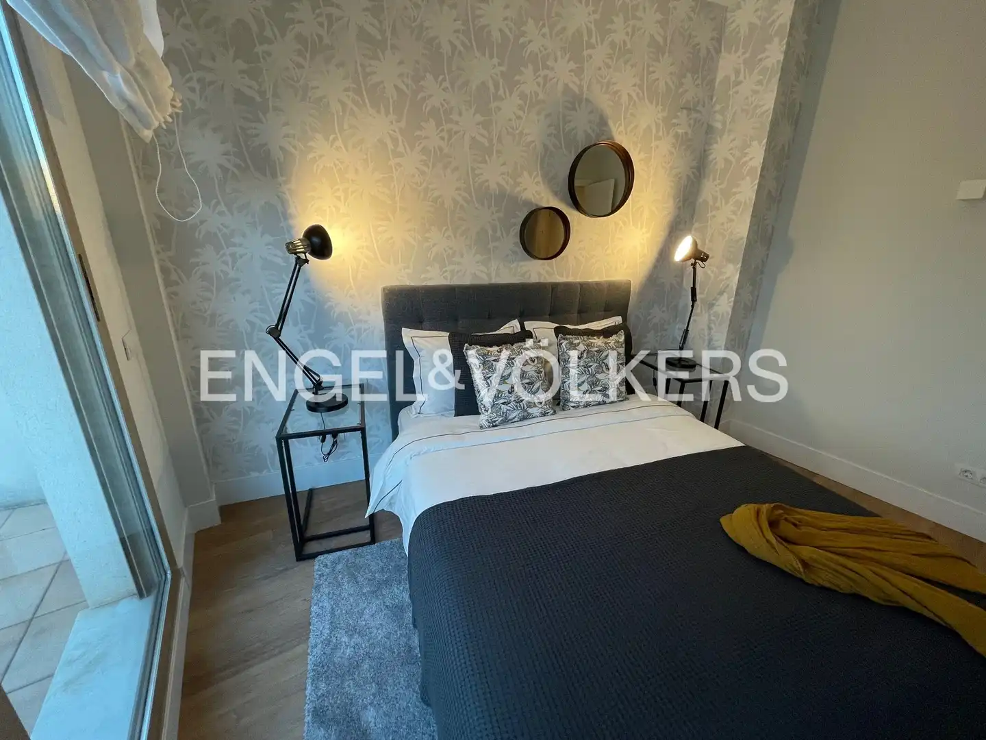 Schlafzimmer von Wohnung zur Miete in Valencia mit Klimaanlage, Heizung und Privatgarten