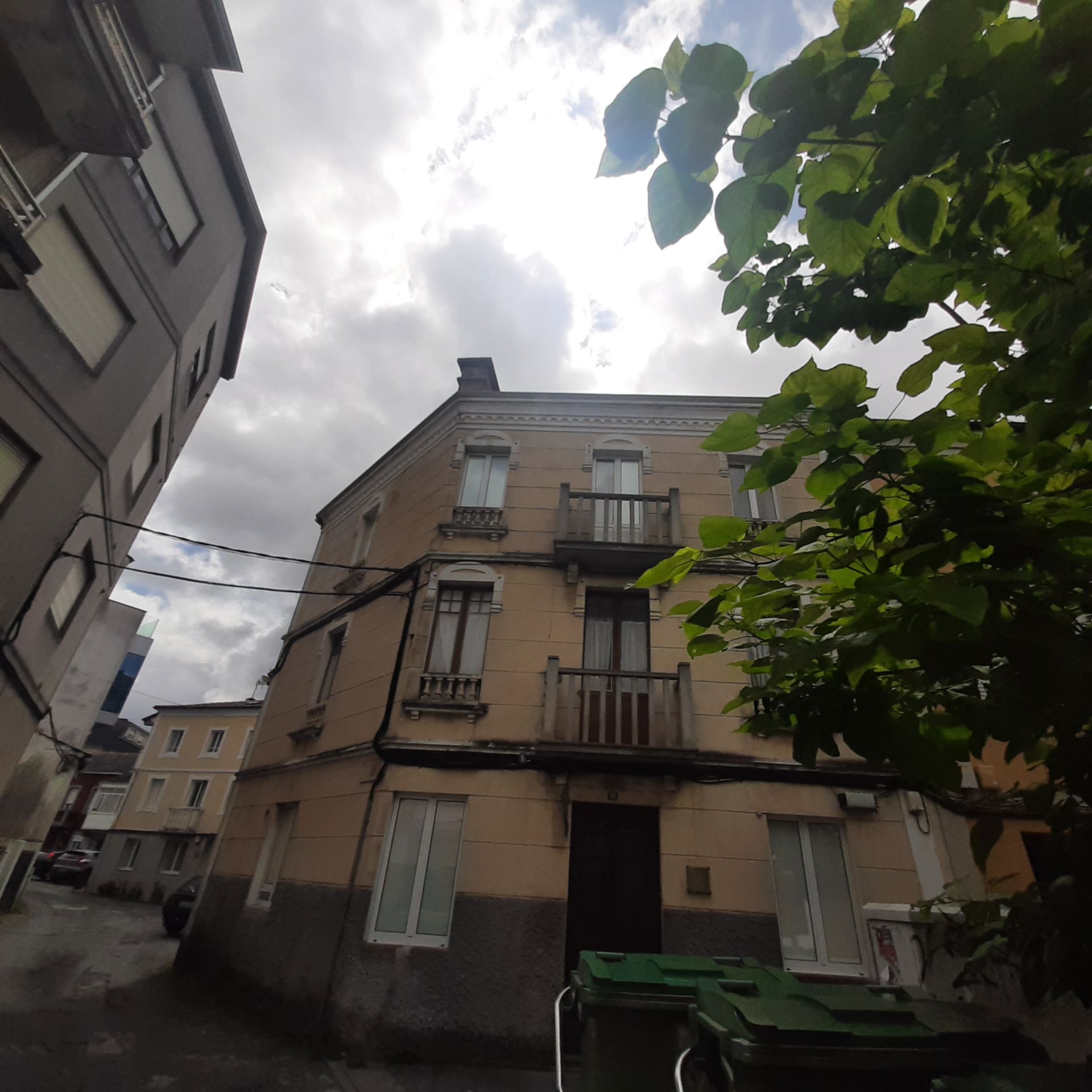 Exterior view of Single-family semi-detached for sale in Viveiro  with Private garden, Furnished and Oven