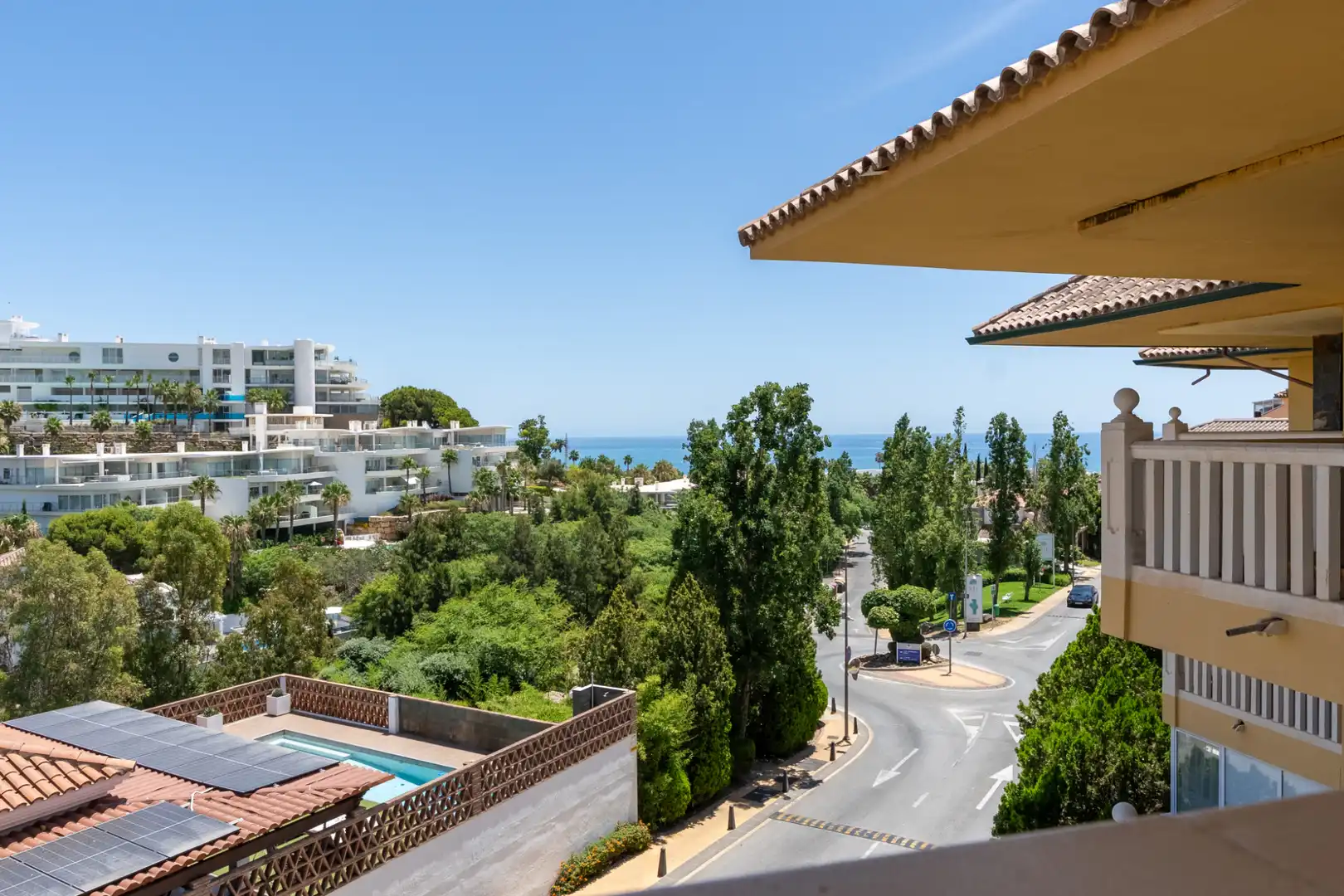 Vista exterior de Pis en venda en Fuengirola amb Aire condicionat, Calefacció i Jardí privat