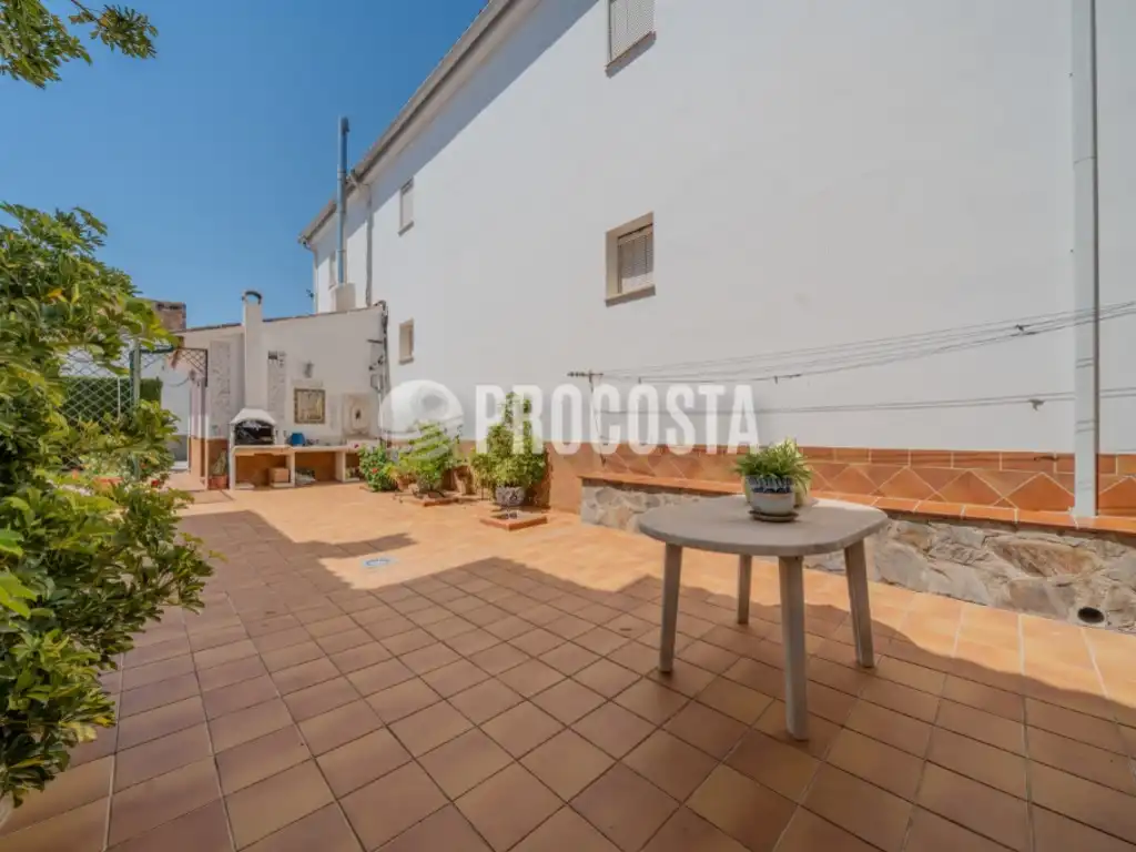 Terrassa de Casa o xalet en venda en Fuente Vaqueros amb Aire condicionat, Jardí privat i Terrassa
