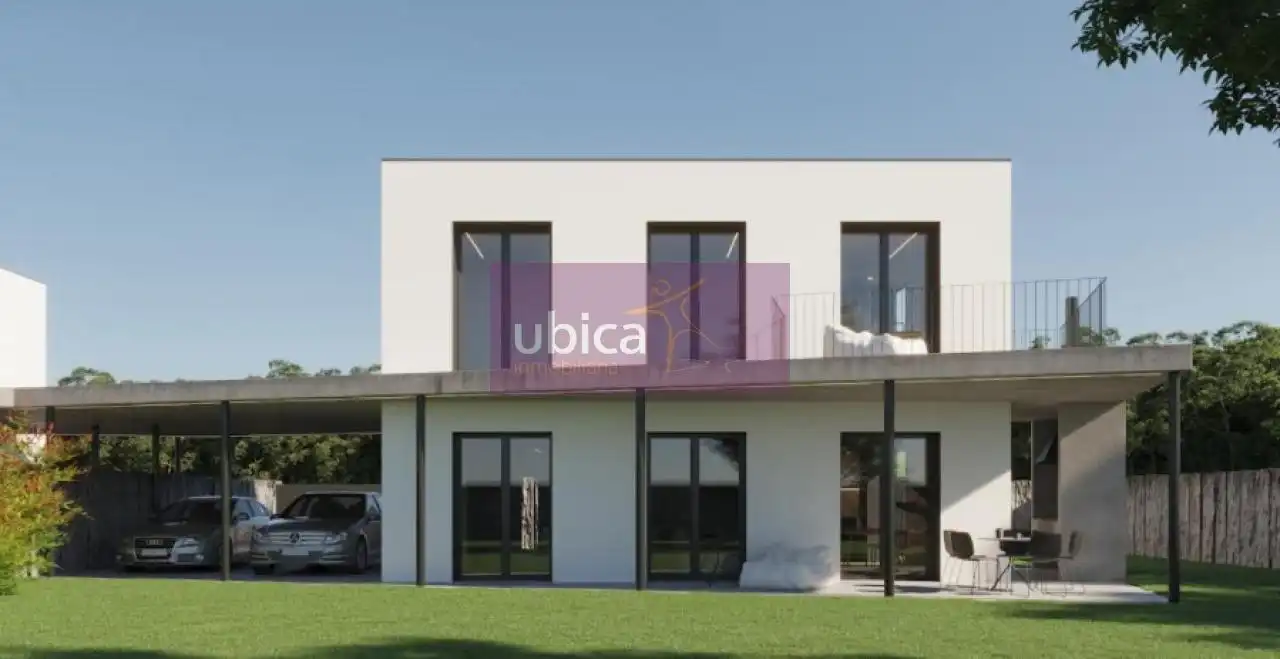 Vista exterior de Casa adosada en venda en Tui amb Calefacció, Jardí privat i Terrassa