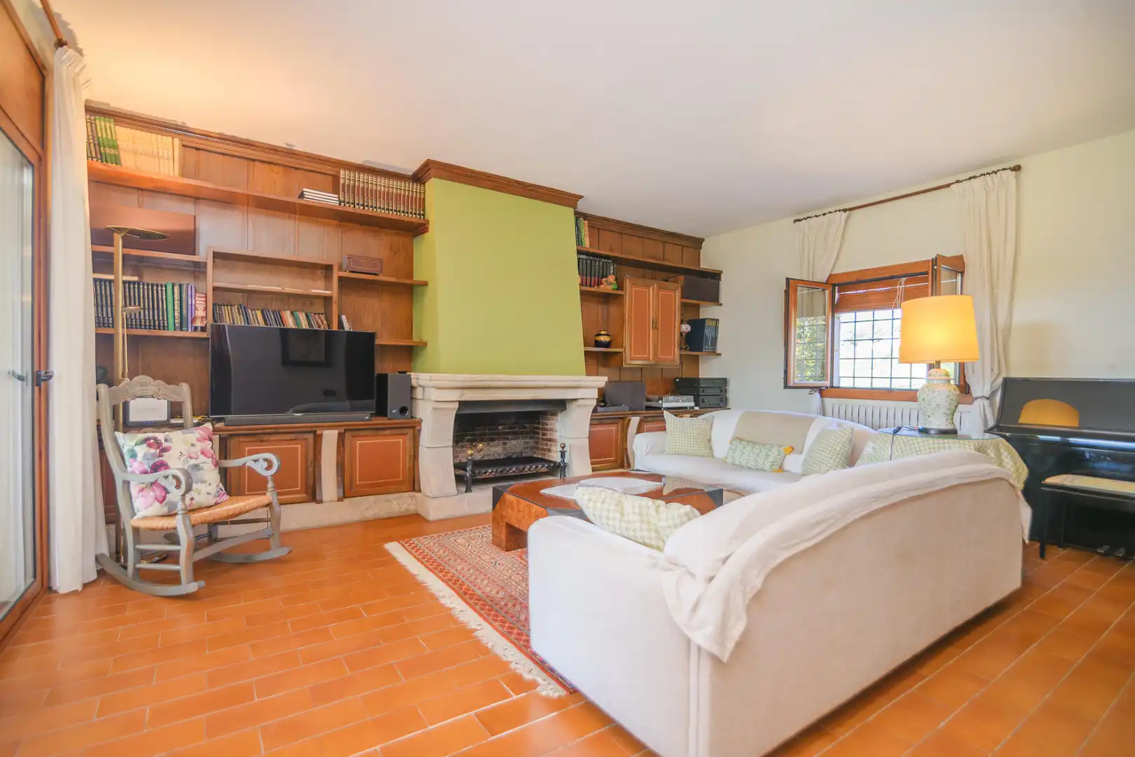 Living room of Houses for sale in Cabrils  with Air Conditioner, Heating and Private garden