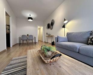 Sala d'estar de Apartament per a compartir en  Barcelona Capital amb Aire condicionat i Terrassa