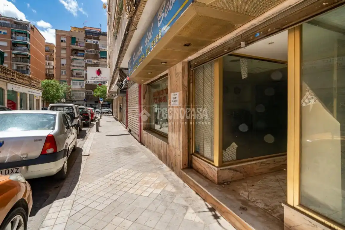 Local comercial en venta en C. Sicilia, imagen 2
