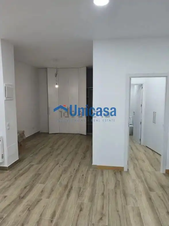 Habitación de Estudio en venta en Málaga