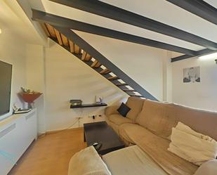 Sala d'estar de Dúplex en venda en Figueres amb Aire condicionat, Terrassa i Balcó