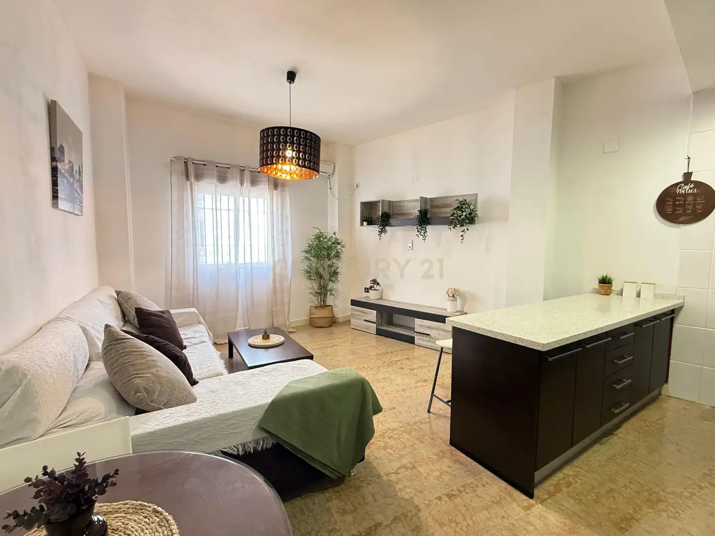 Sala d'estar de Apartament en venda en Ogíjares