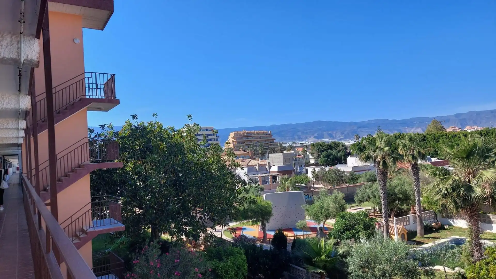 Exterior view of Flat for sale in Roquetas de Mar  with Terrace and Community pool