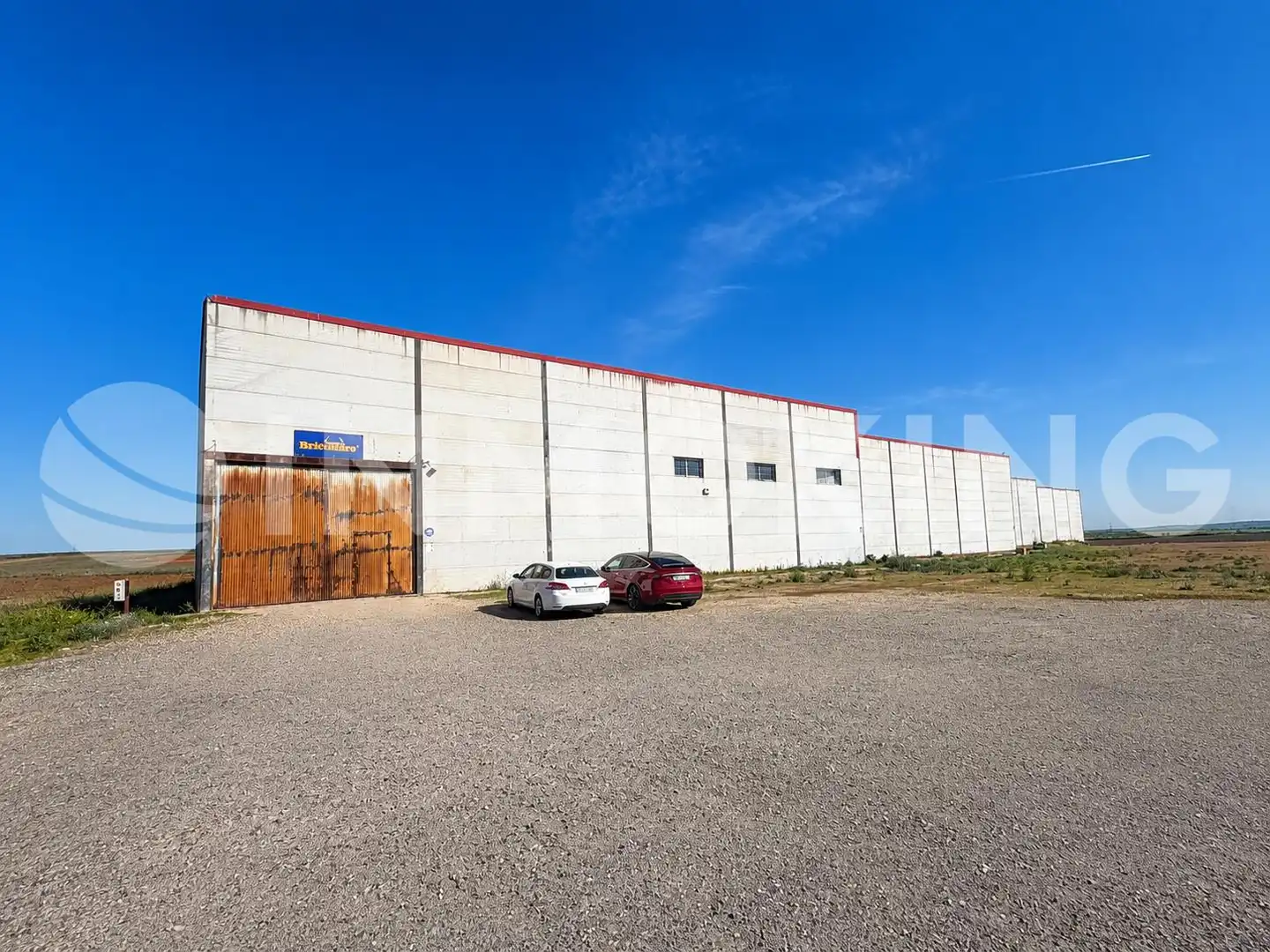 Außenansicht von Fabrikhallen zur Miete in Chozas de Canales