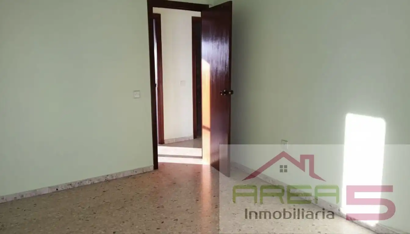 Piso en venta en Monterrubio de la Serena con Terraza