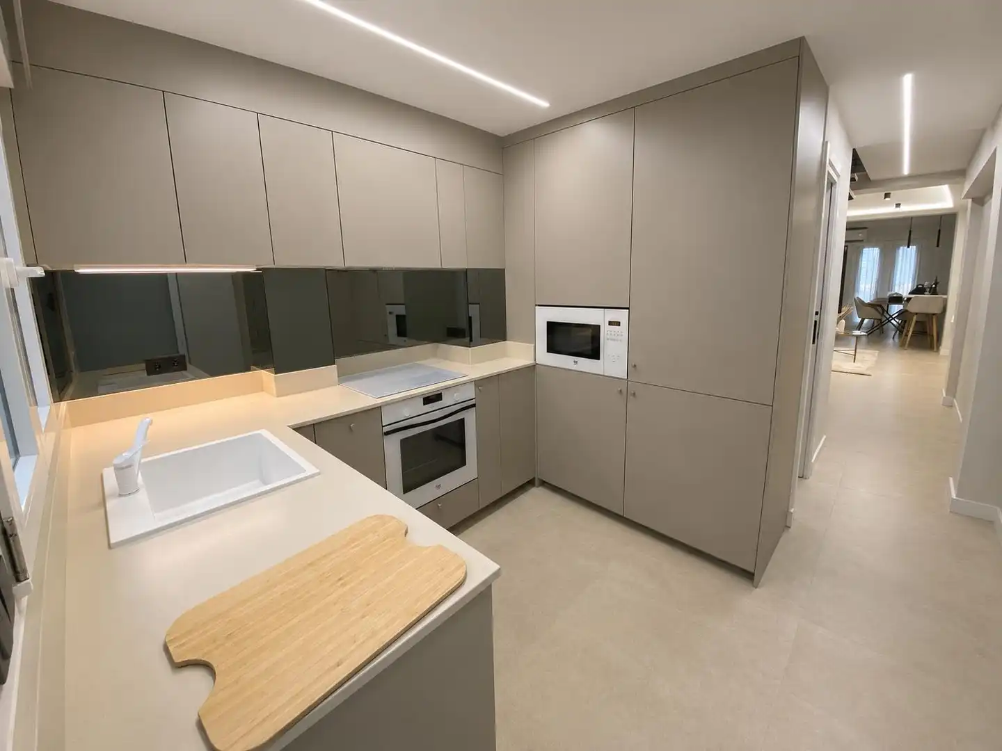 Cuina de Casa o xalet en venda en Sevilla amb Terrassa