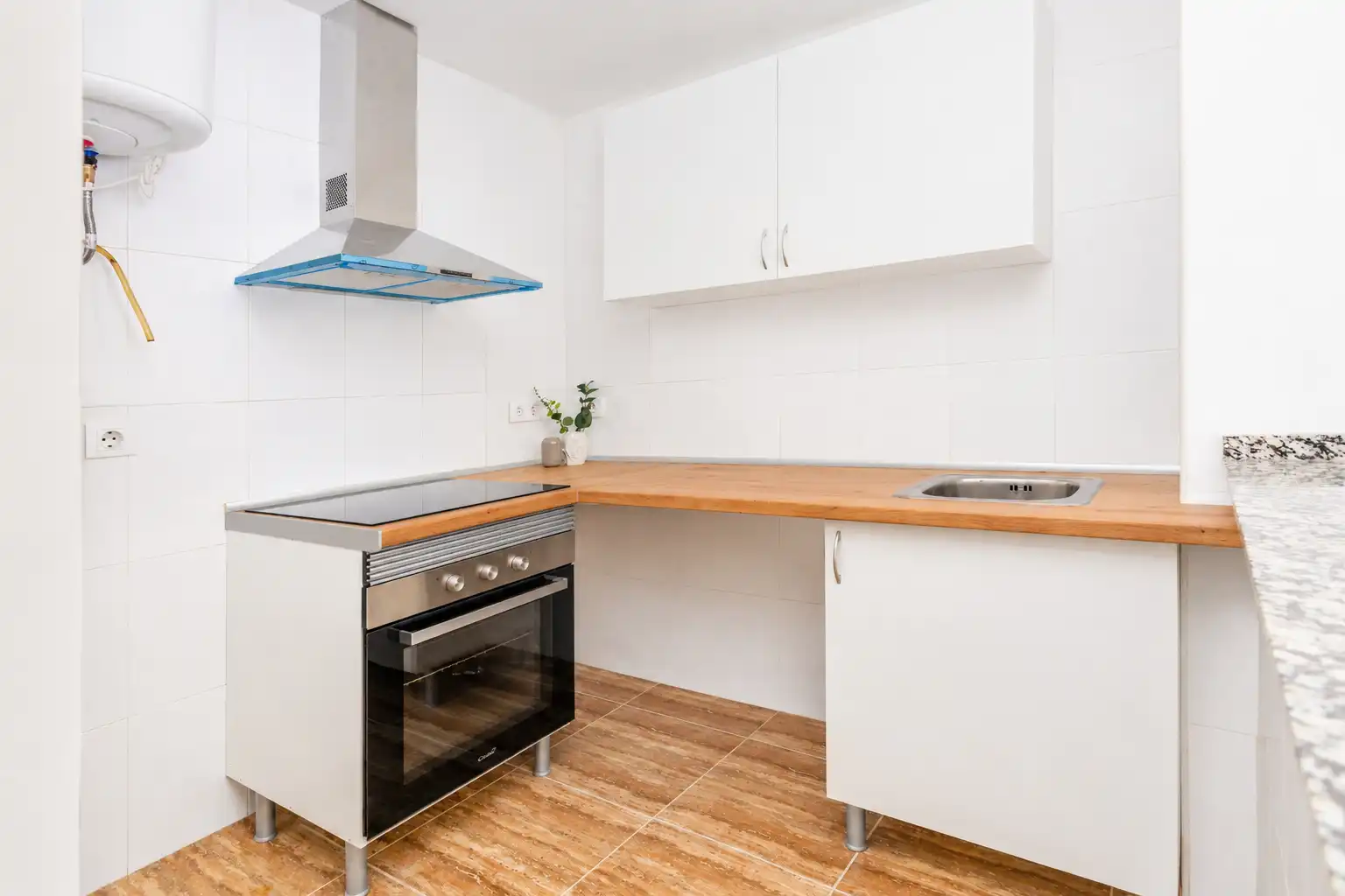 Cocina de Piso en venta en Garrucha con Aire acondicionado, Calefacción y Trastero