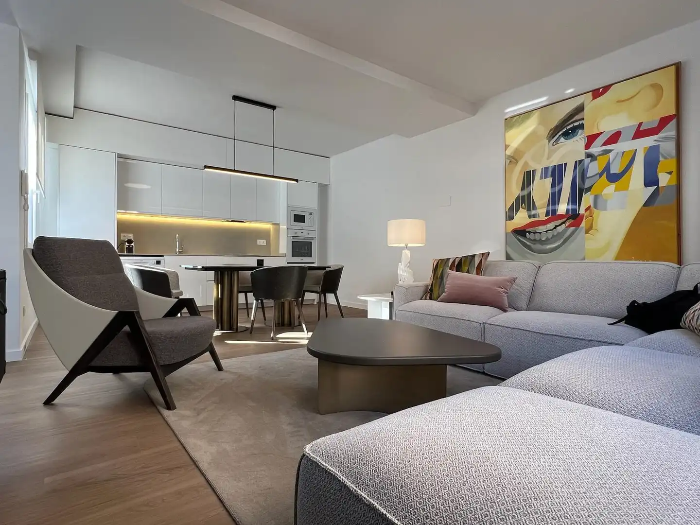 Piso en venta en Carrer de Vicente Cantos Figuerola, imagen 2