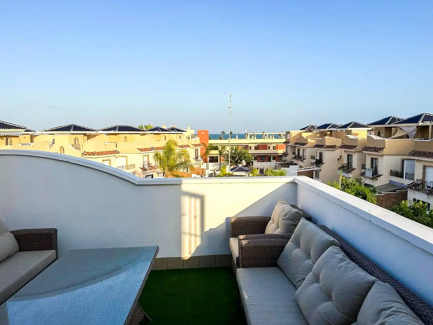 Adosado con terraza en venta en Avenida, imagen 6