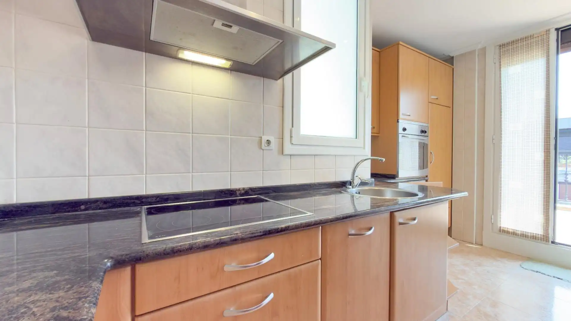 Apartament amb ascensor en venda a Calle DE LARRAMENDI, imagen 3