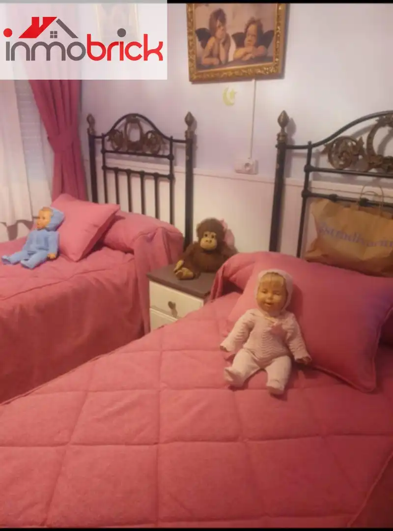 Habitación de Piso en venta en Lucena con Trastero