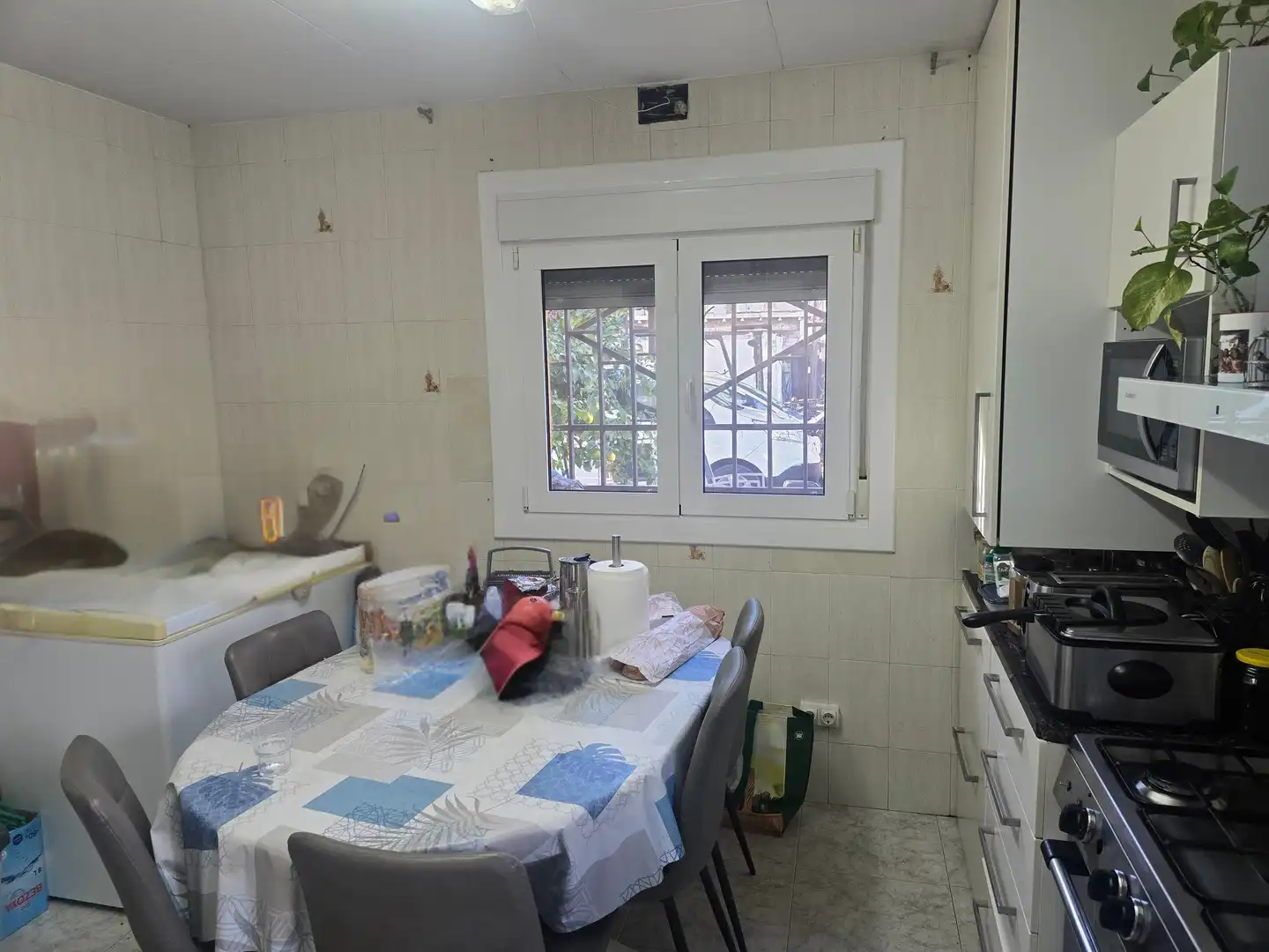 Cuina de Finca rústica en venda en Sabadell amb Jardí privat