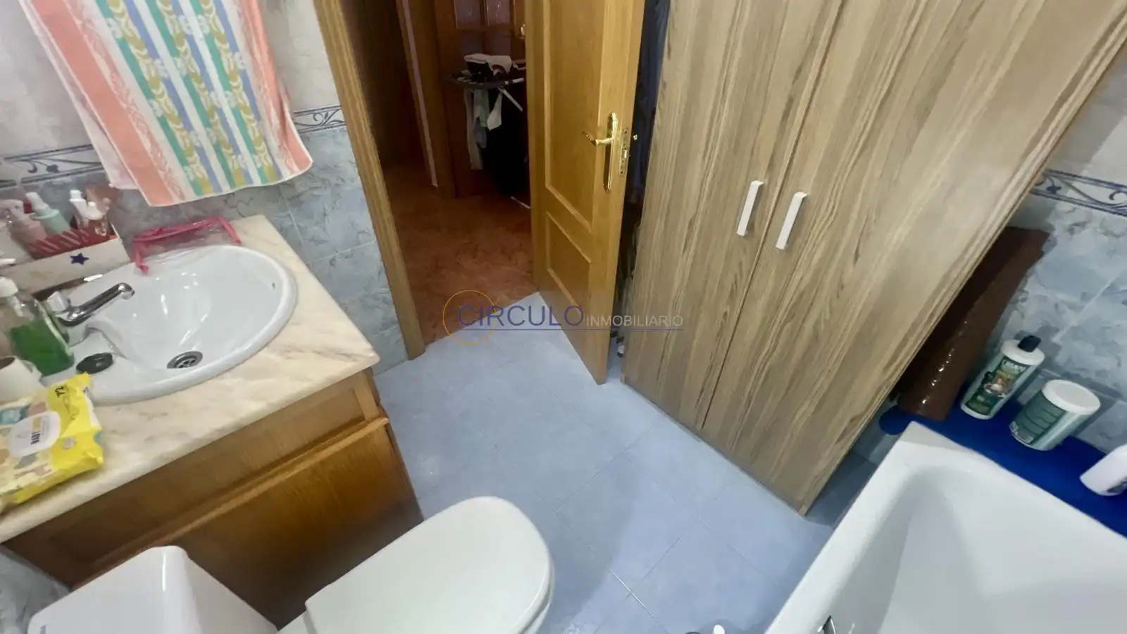 Baño de Piso en venta en Lorca con Aire acondicionado y Amueblado