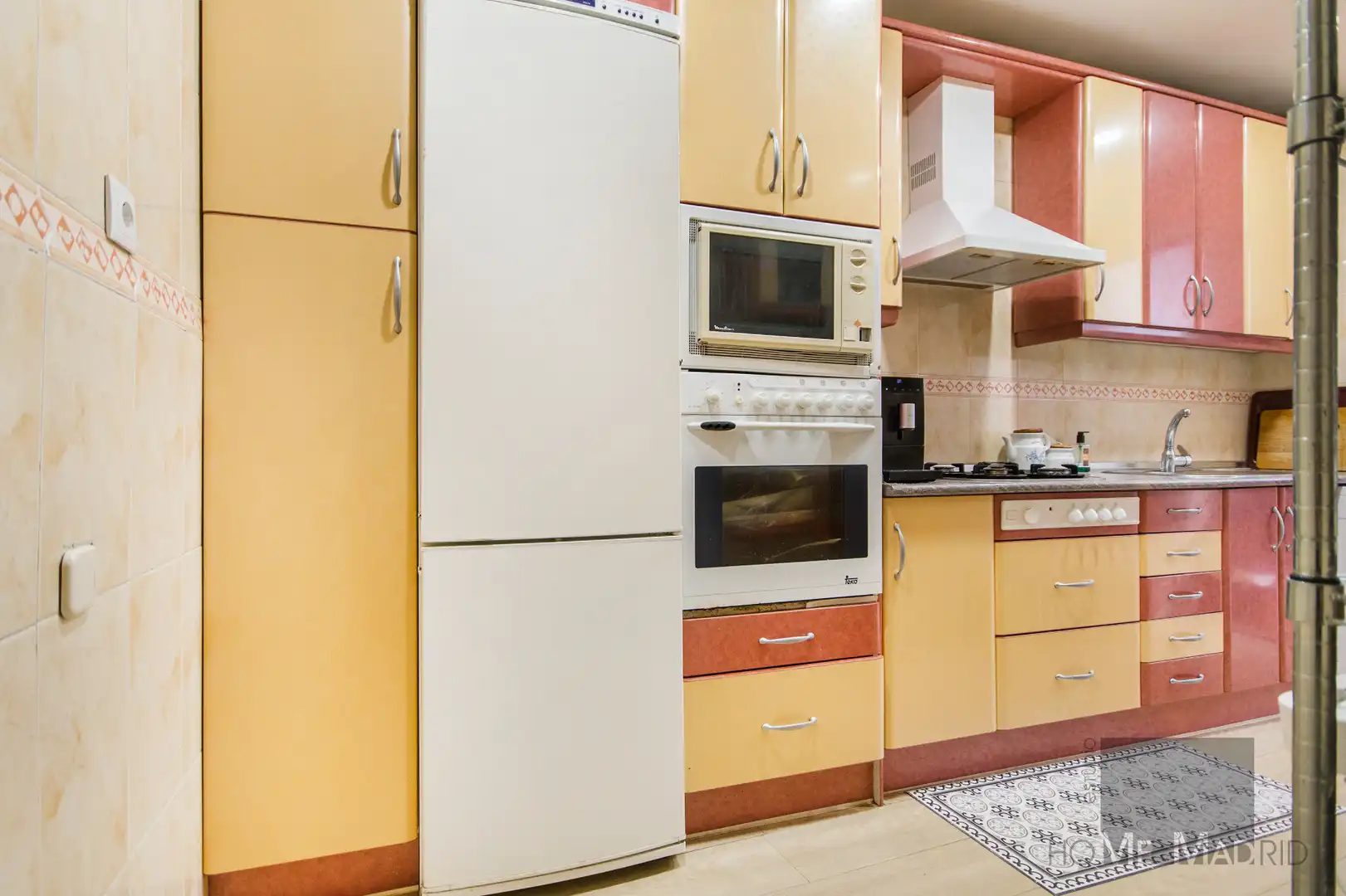 Küche von Wohnung zum Verkauf in Madrid mit Klimaanlage und Heizung