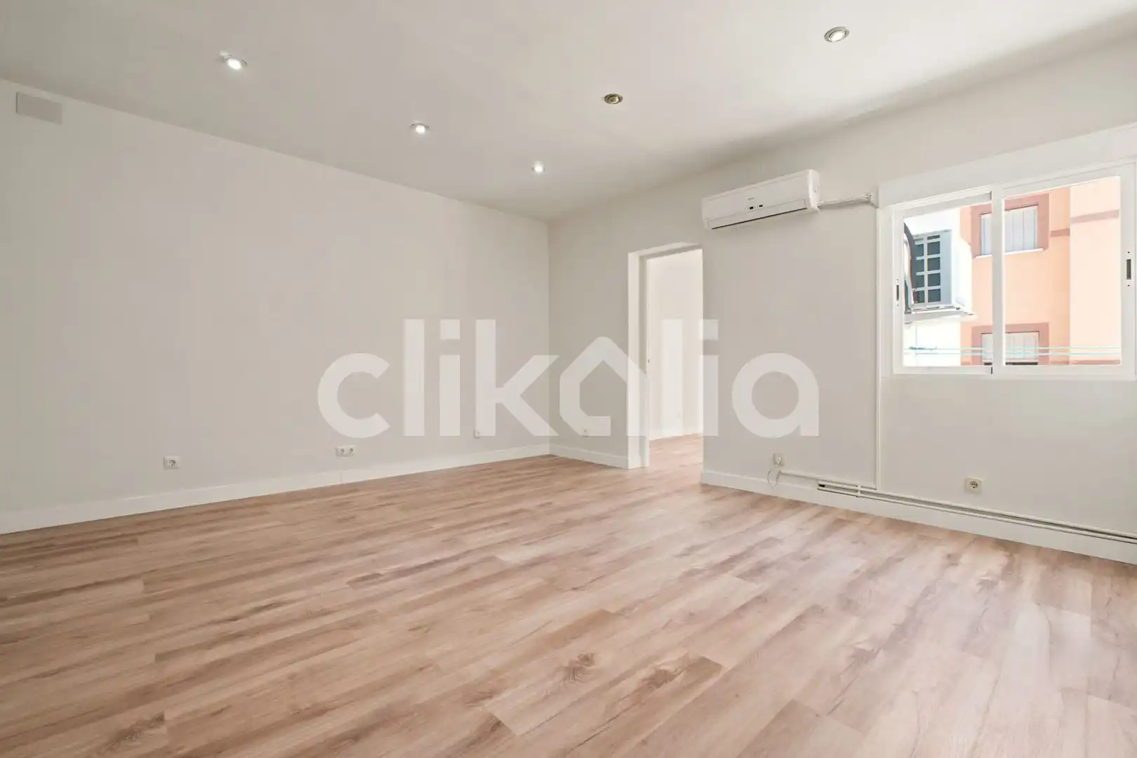Sala de estar de Piso de alquiler en Madrid con Aire acondicionado, Calefacción y Terraza