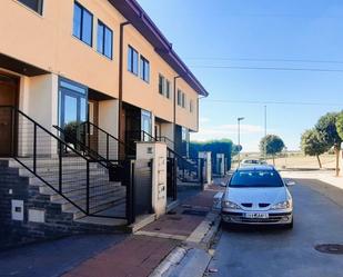 Vista exterior de Casa o xalet en venda en Cigales amb Terrassa