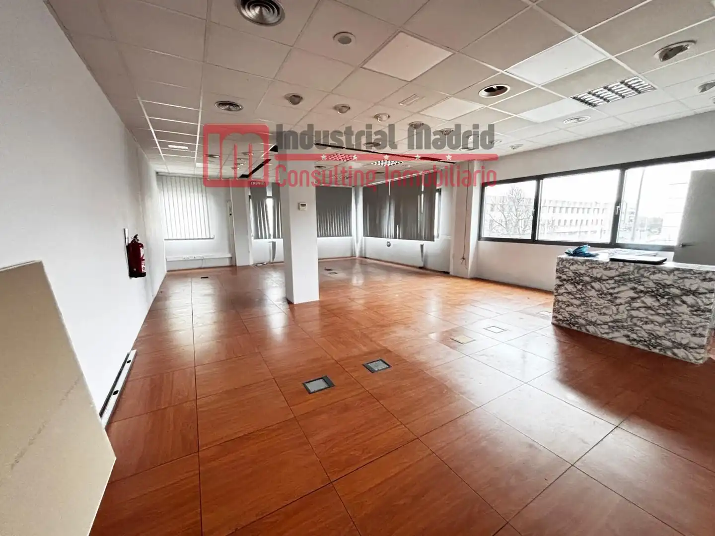Office space with lift to rent in Coslada pueblo