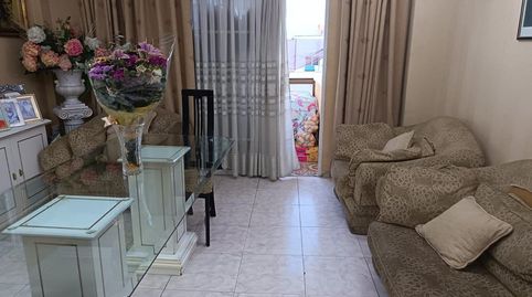 Foto 2 de Piso de alquiler en Isaac Peral, Melilla Capital