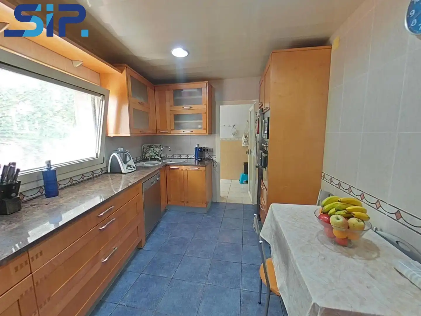 Kitchen of Houses for sale in Vilafranca del Penedès  with Air Conditioner, Heating and Private garden