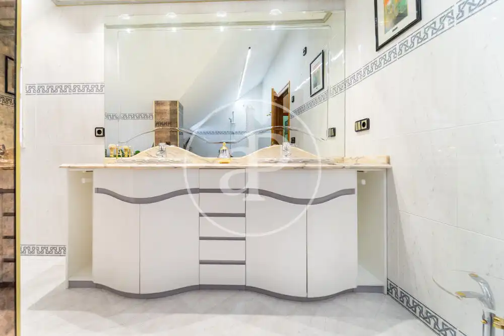 Bathroom of Houses for sale in San Vicente del Raspeig / Sant Vicent del Raspeig  with Air Conditioner, Heating and Private garden