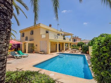 Casa con piscina in vendita a Escandinavia - Cautivador