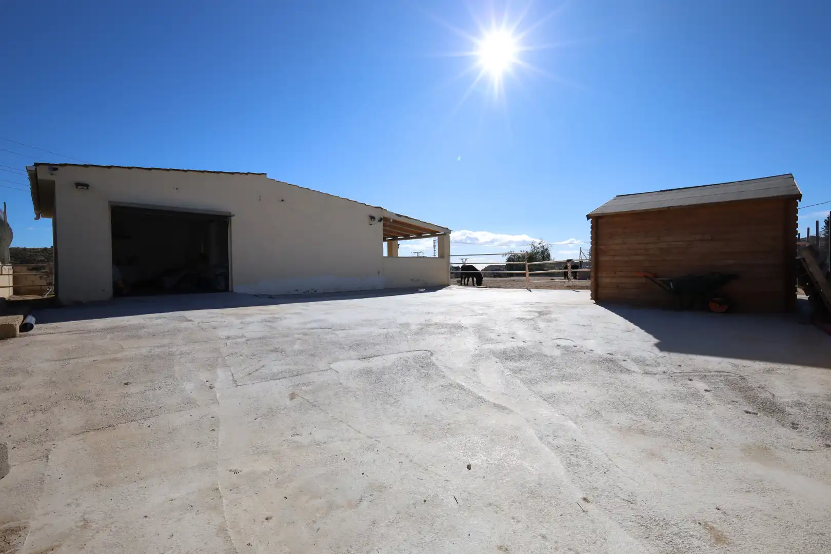 Vista exterior de Casa o xalet en venda en Jijona / Xixona amb Aire condicionat, Calefacció i Jardí privat