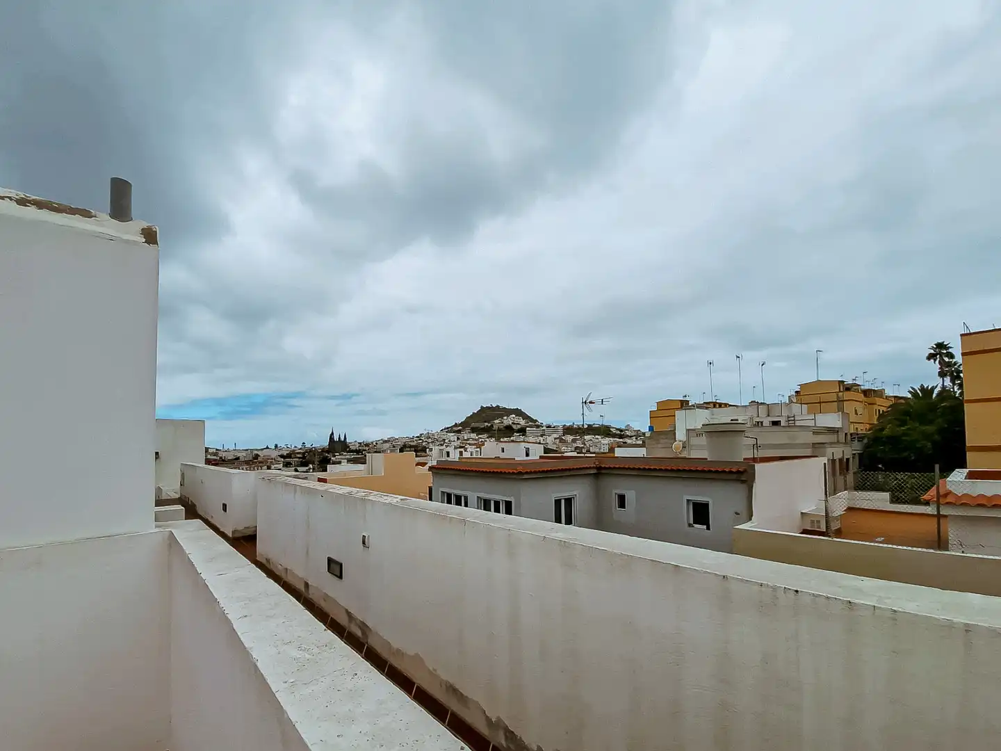 Vista exterior de Dúplex en venda en Arucas amb Terrassa, Traster i Moblat