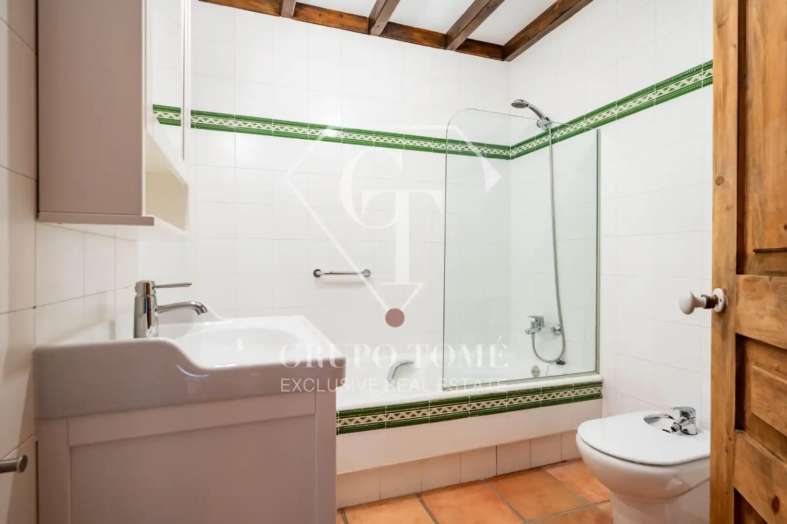 Bany de Dúplex en venda en Donostia - San Sebastián  amb Calefacció, Jardí privat i Moblat